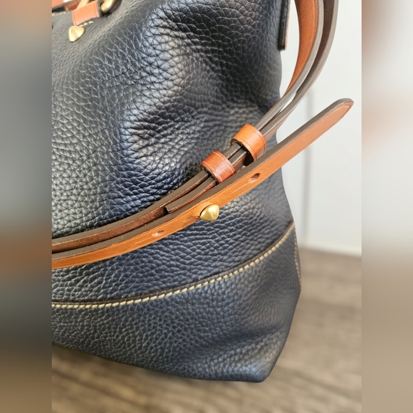 Dooney & Bourke Chelsea Pebble Grain Leather Tote Handbag (J7277166) NWOT - Picture 2 of 12